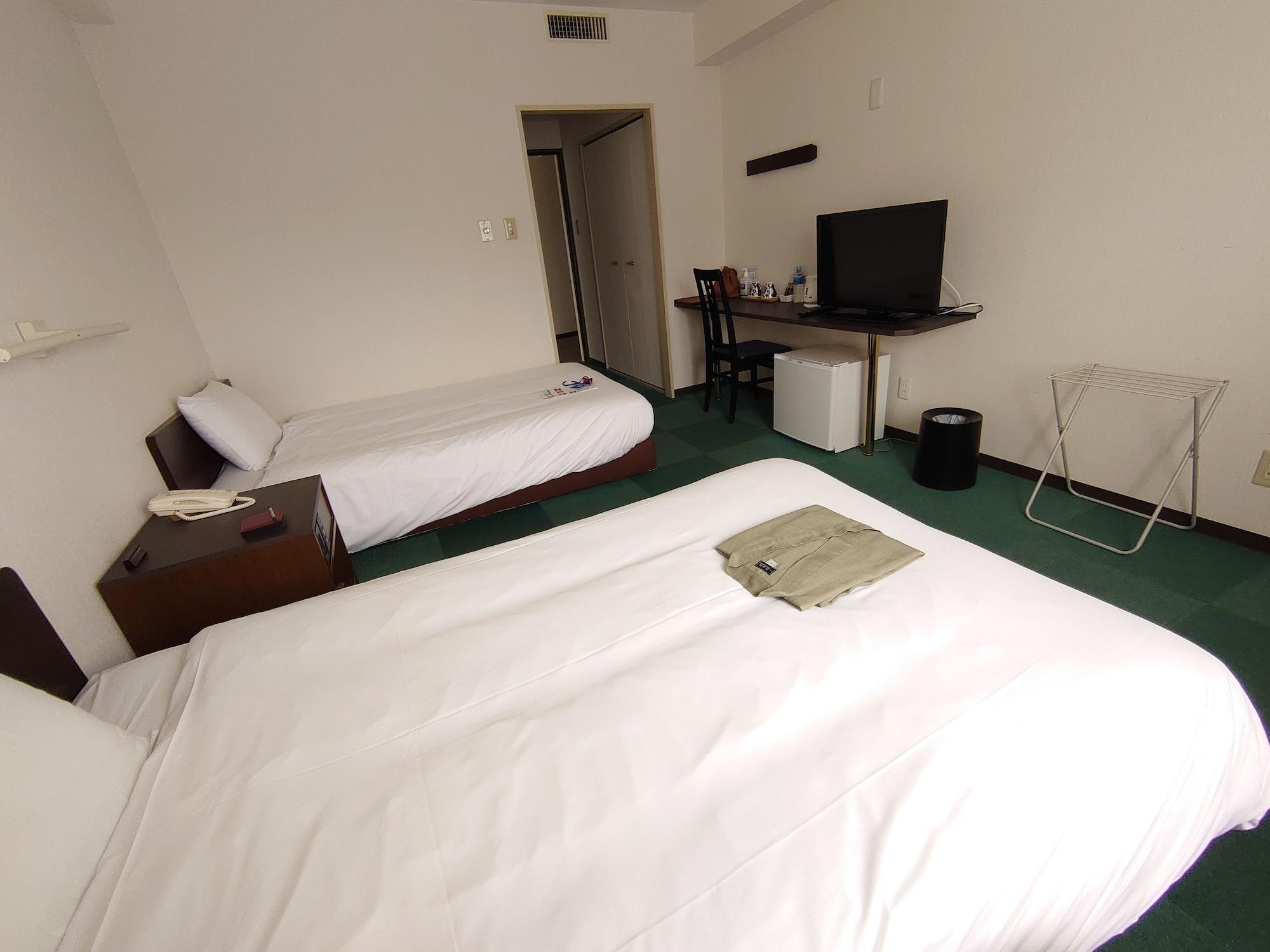 虎杖浜温泉ホテル 旅館 3*